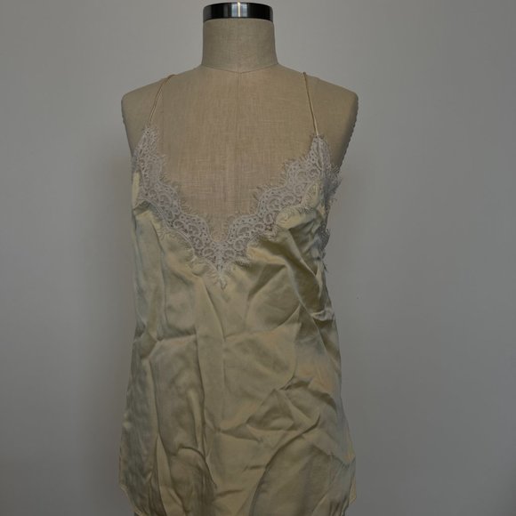 Cami NYC Everly Cami - Picture 2 of 4